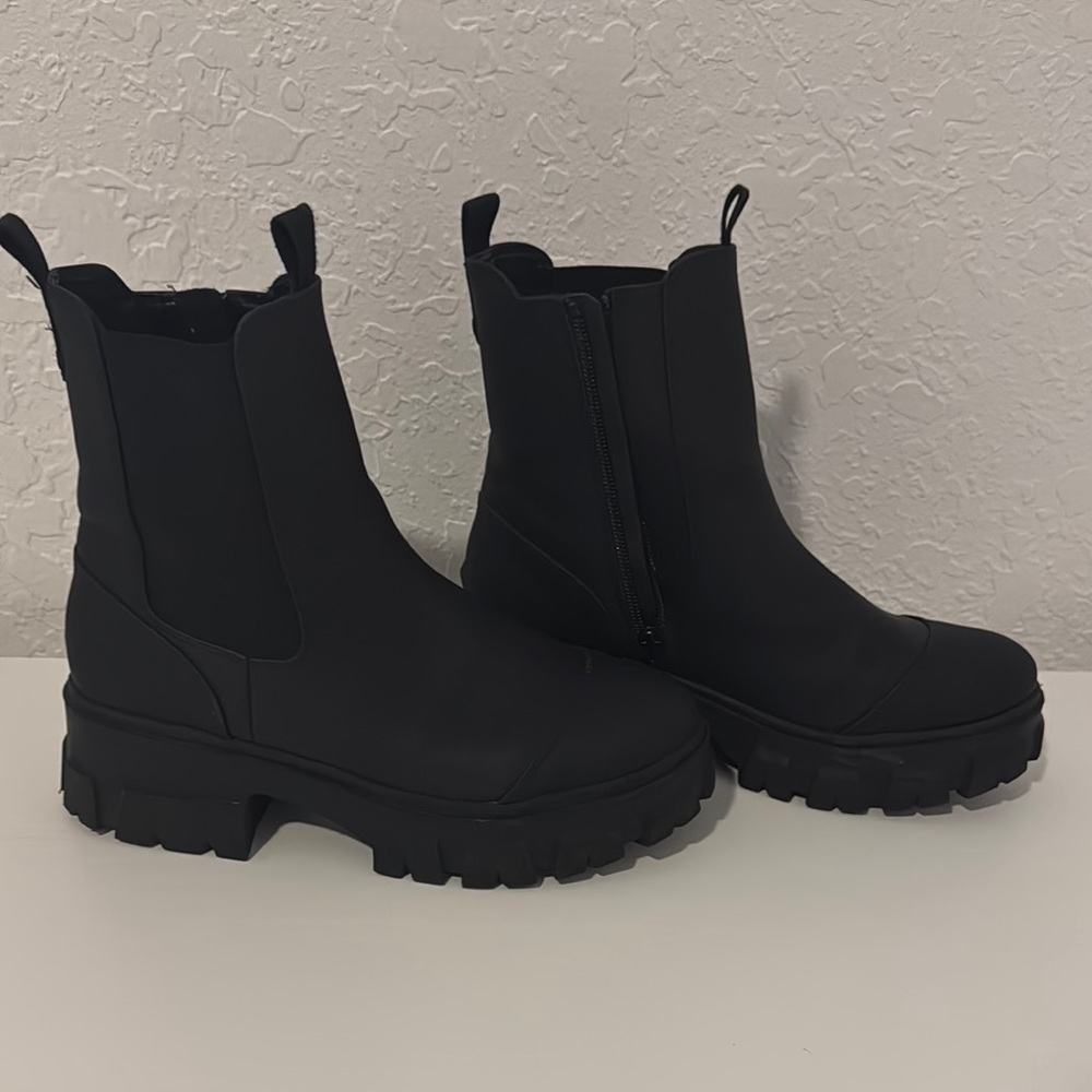 Black Women's High Ankle Boots